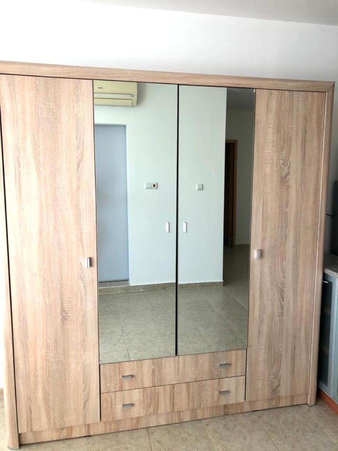 Beach Apartment No 17 圣君士坦丁和海伦那 外观 照片
