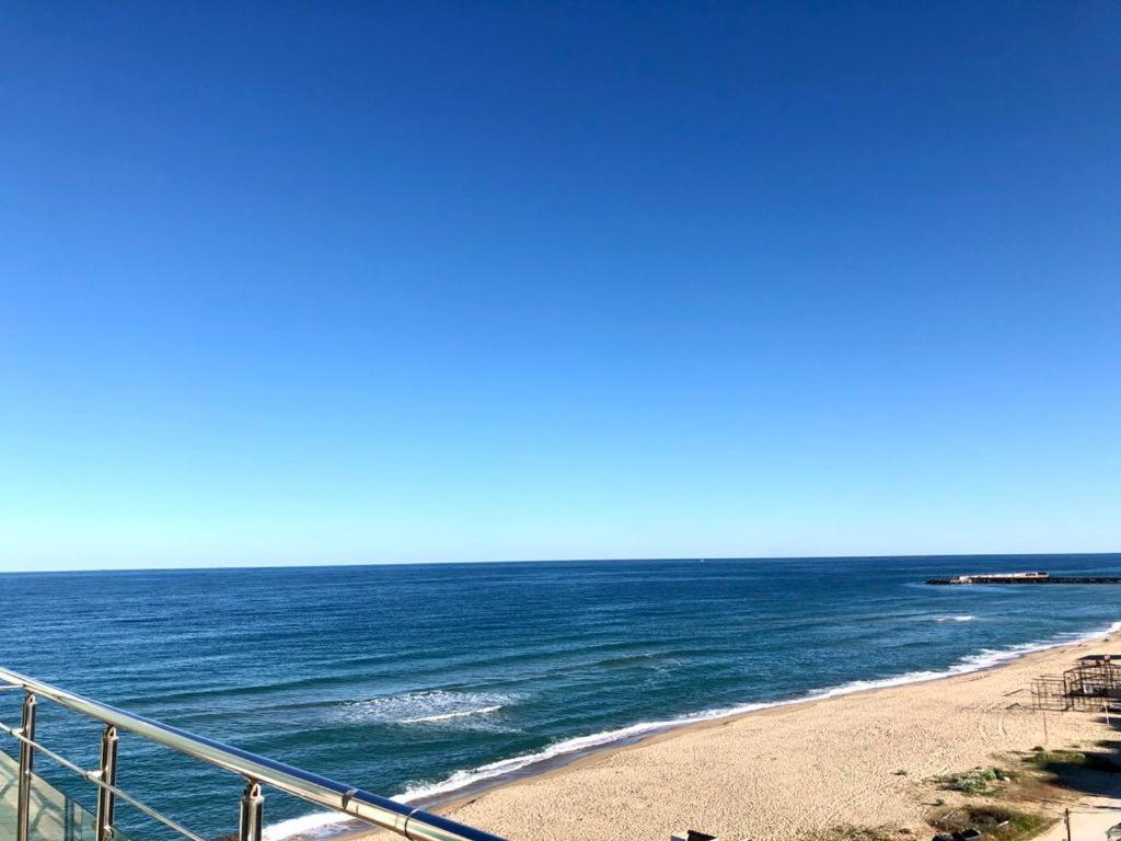Beach Apartment No 17 圣君士坦丁和海伦那 外观 照片